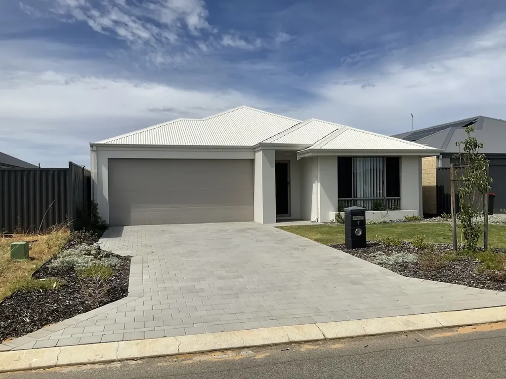Address Withheld, Baldivis, WA 6171