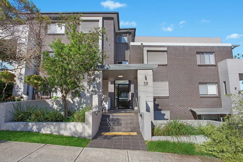 4/1-3 Hugh Avenue, Peakhurst, NSW 2210
