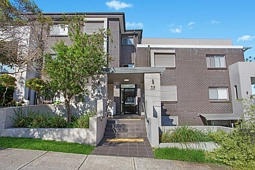 4/1-3 Hugh Avenue, Peakhurst