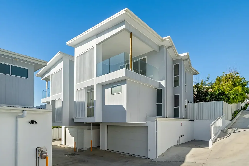 Shellharbour City Centre 3房  Luxurious Home With Stunning Views