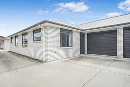 2/16 Paterson Street, Frankton