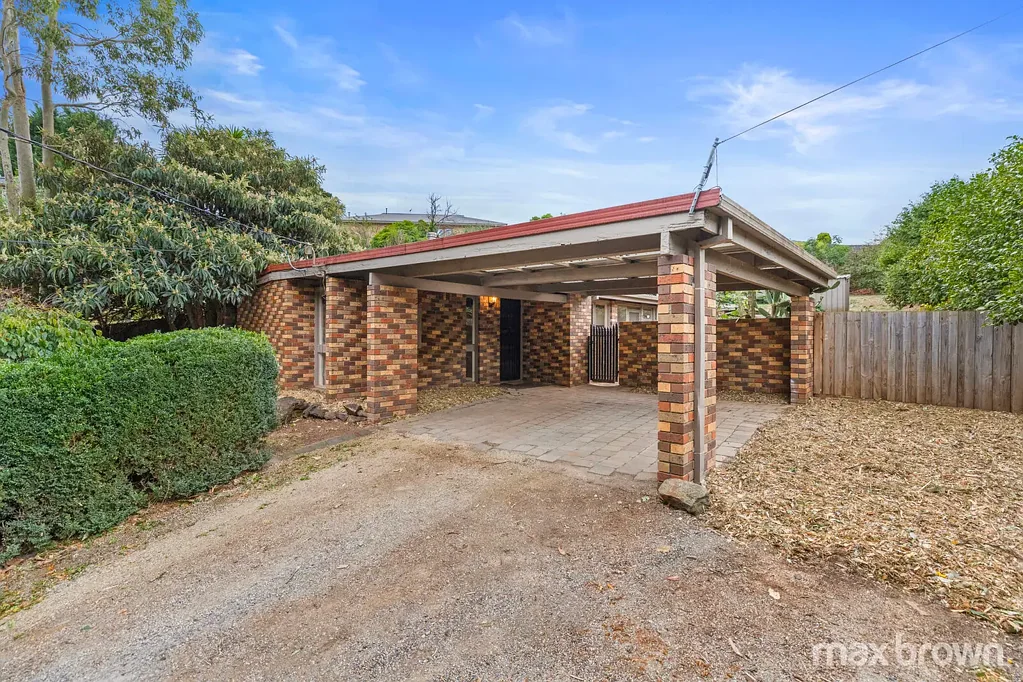 4 Old Mill Place, Chirnside Park, VIC 3116
