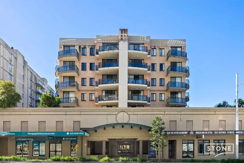 Parramatta 2房  Prime Position Boasting Comfort & Convenience