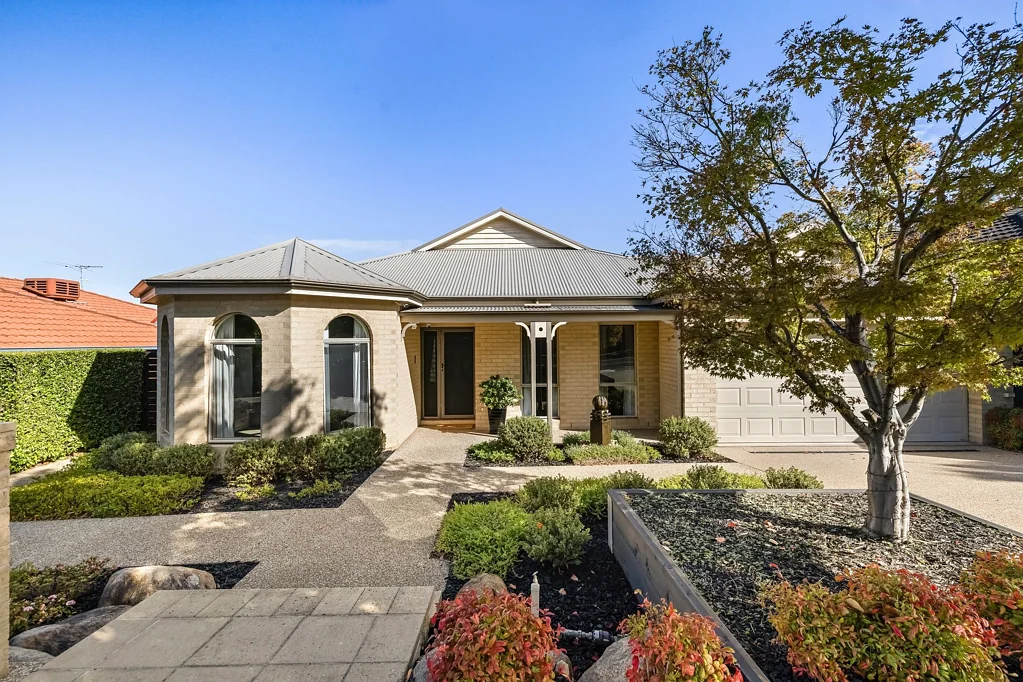 23 Ridgemont Drive, Berwick, VIC 3806