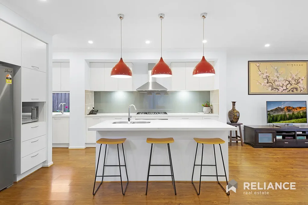 Point Cook 5ਬੈੱਡਰੂਮ NORTH FACING/ 5 BEDS/ 2 ENSUITES/ 2 LIVING + STUDY