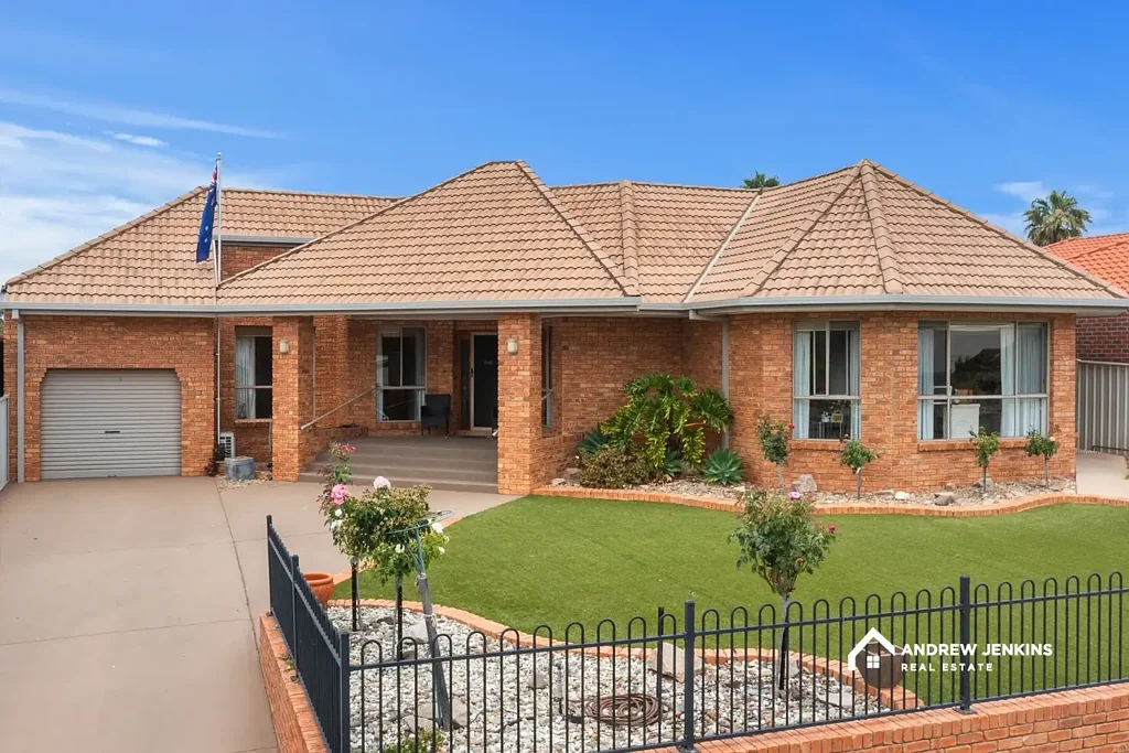 Cobram 3ห้องนอน Great Location ~ Great Views!