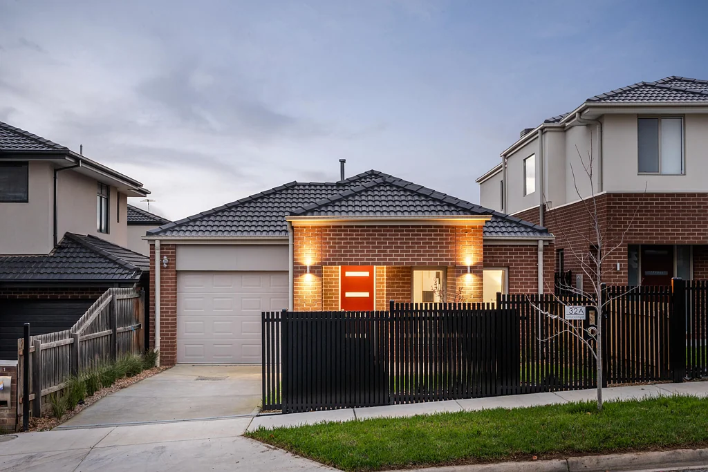 Burwood 4침실 Contemporary Family Luxury in the Heart of Burwood