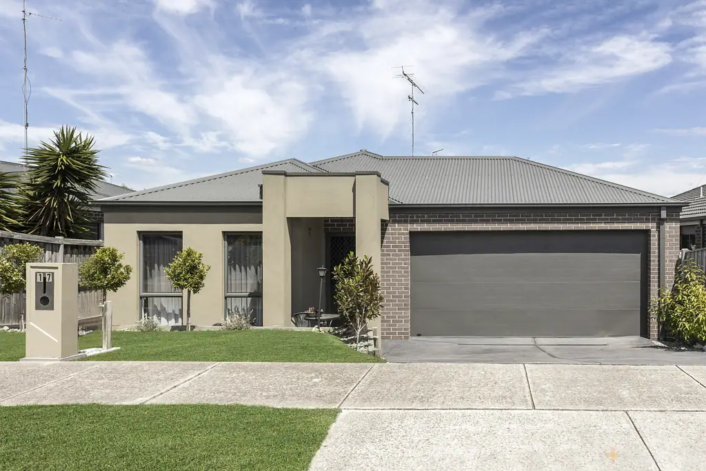 17 Ebbtide Drive, Leopold, VIC 3224