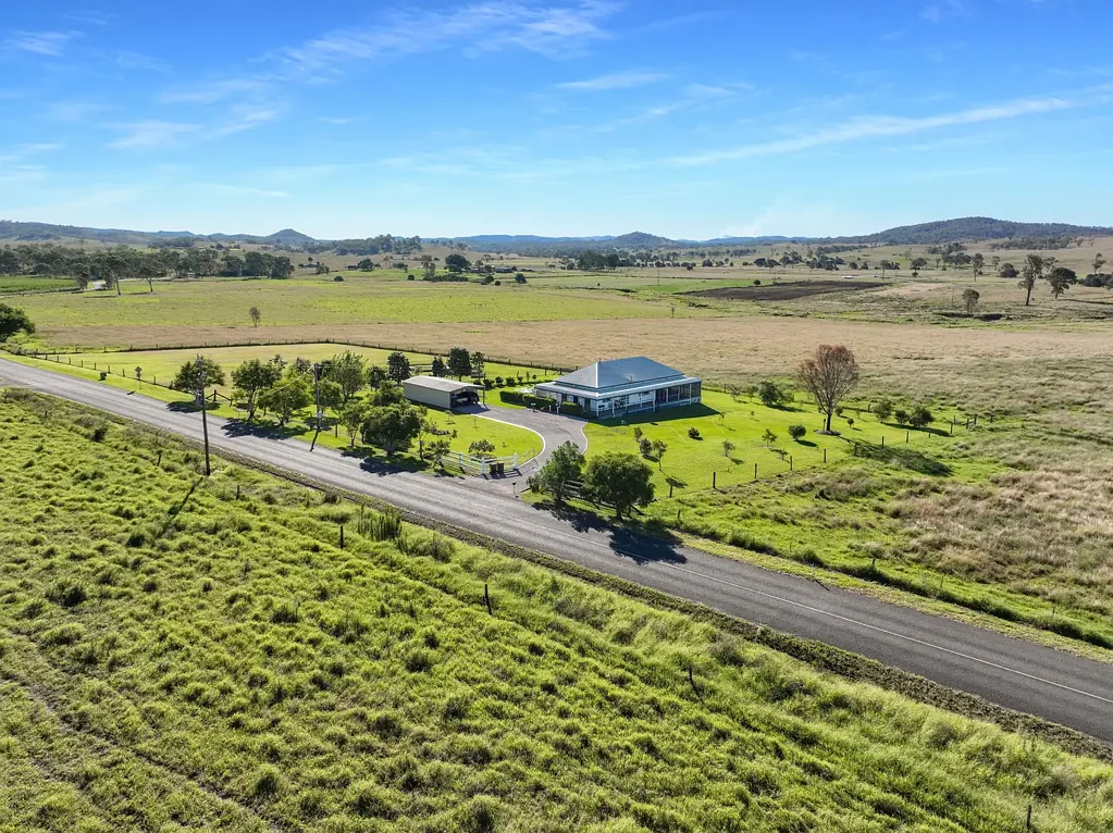 86 Esk Crows Nest Road, Esk, QLD 4312