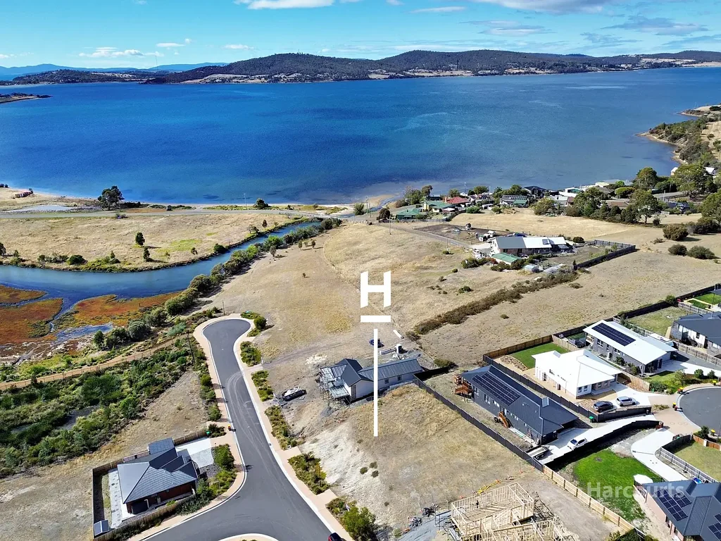 Rokeby  North Bay Living: Water Views and Coastal Convenience