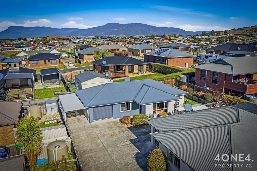 Brighton 2房  Brighton Gem: Affordable Living Awaits!