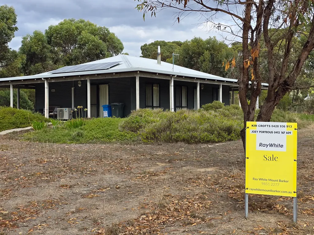 Kendenup 2房  IDEAL FOR - FIRST HOME BUYERS, INVESTORS OR LOOKING TO DOWNSIZE