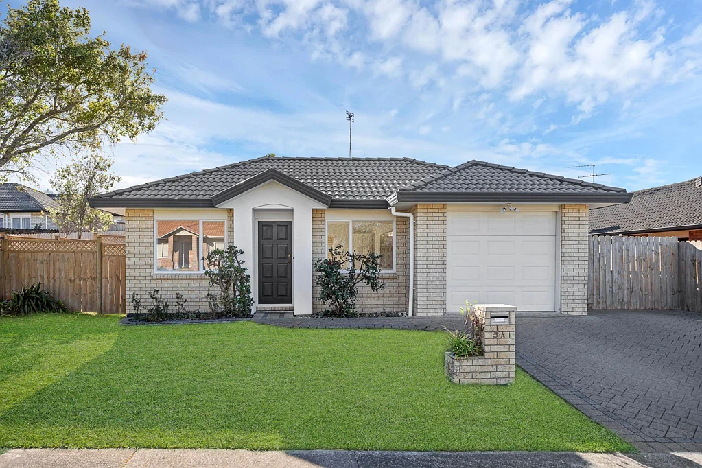East Tamaki 6Habitaciones Ultimate Home & Income Prime Sunny Brick & Tile