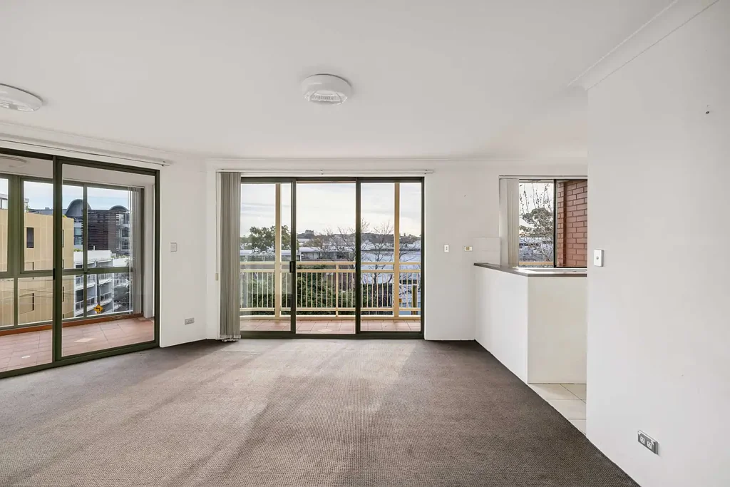 Park-view apartment in vibrant Redfern pocket