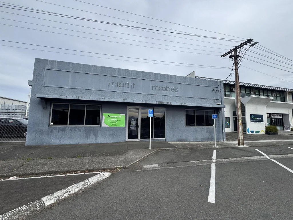 Hastings Multiple Offices With Large Meeting Area