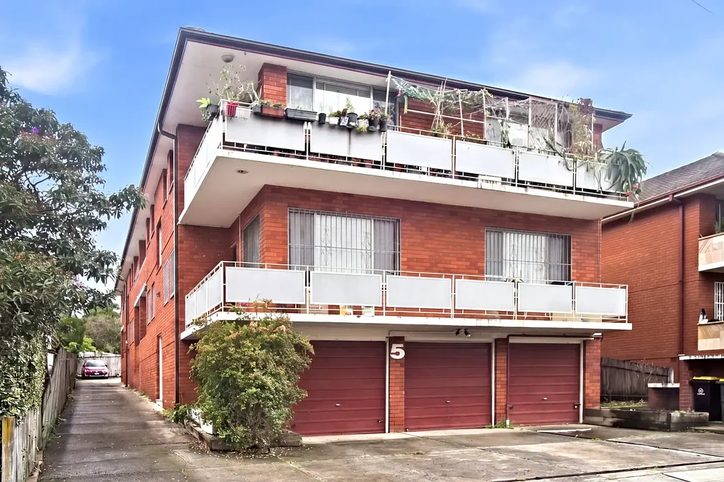 Wiley Park 2બેડરૂમ Front Facing 2 Bedroom Beauty - Spacious 93m² Gem in Prime Location
