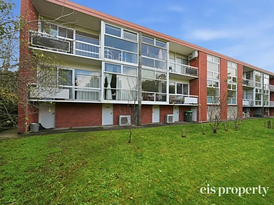 New Town 1chambre Affordable Entry into a Prestigious New Town Address