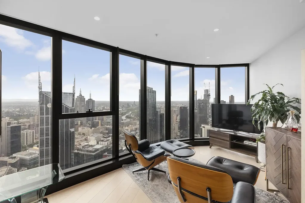 Sky High Living - Breathtaking Panoramic Views