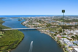 9/299-301 Bradman Avenue, Maroochydore