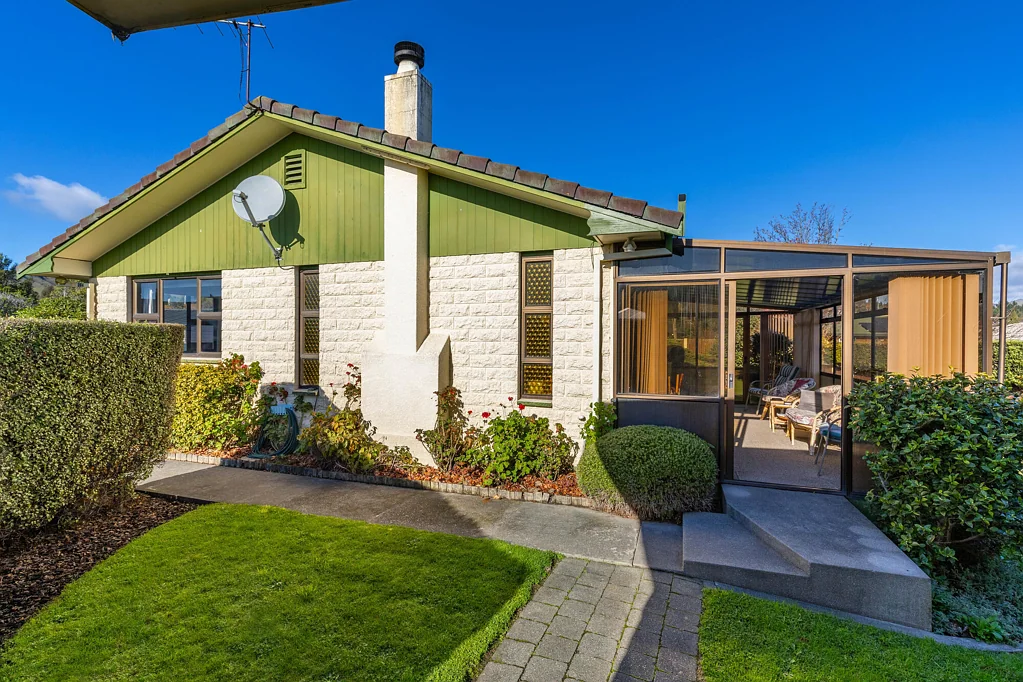 Witherlea 3房  First time on the market in over 35 years
