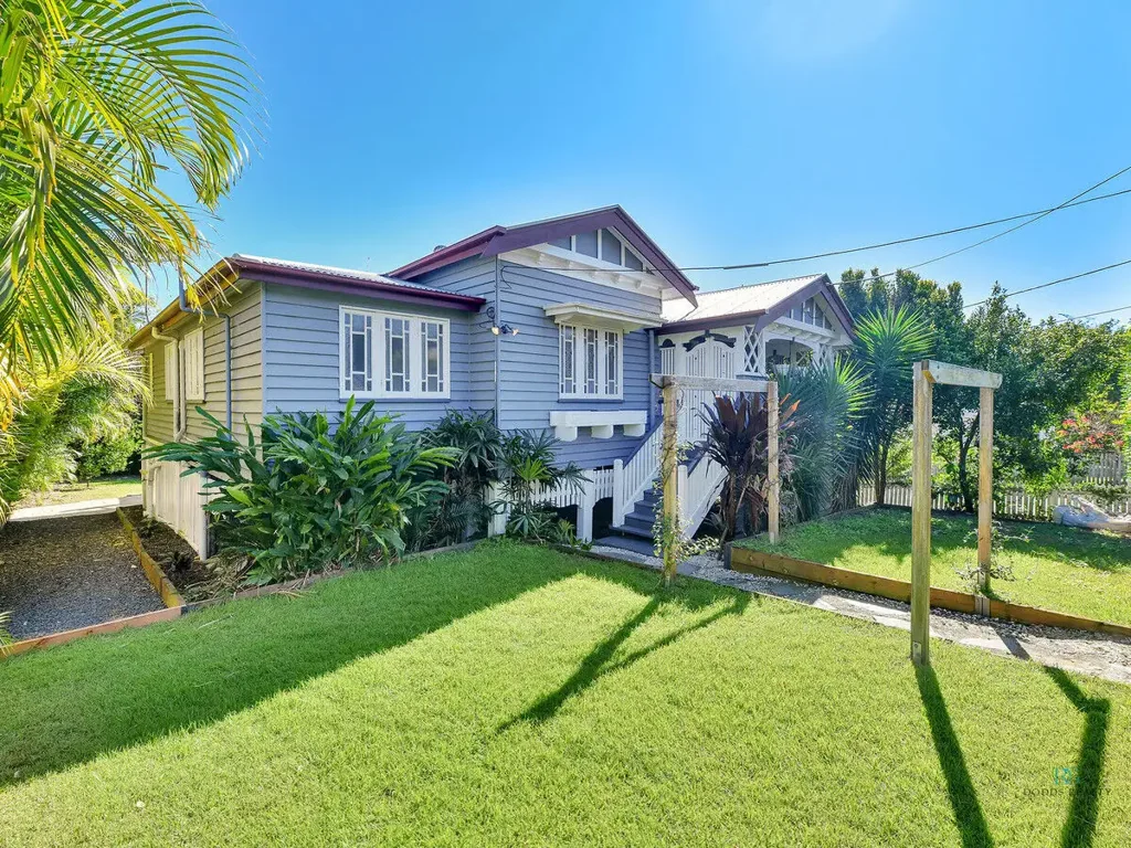 A Beautiful Home in a Prime Ipswich Location!