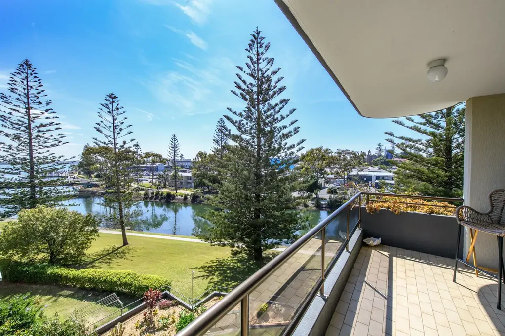 Port Macquarie 2房  Stunning Waterway Views, Sunny Northerly Aspect