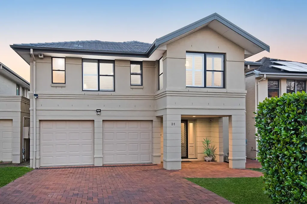 Glenwood 5બેડરૂમ AUCTION ON-SITE Sunday 23rd August 11am