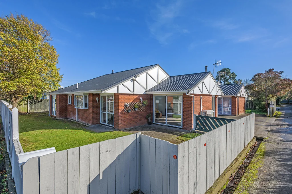 Roslyn 3Phòng ngủ Freehold Townhouse Near Palmerston North Hospital