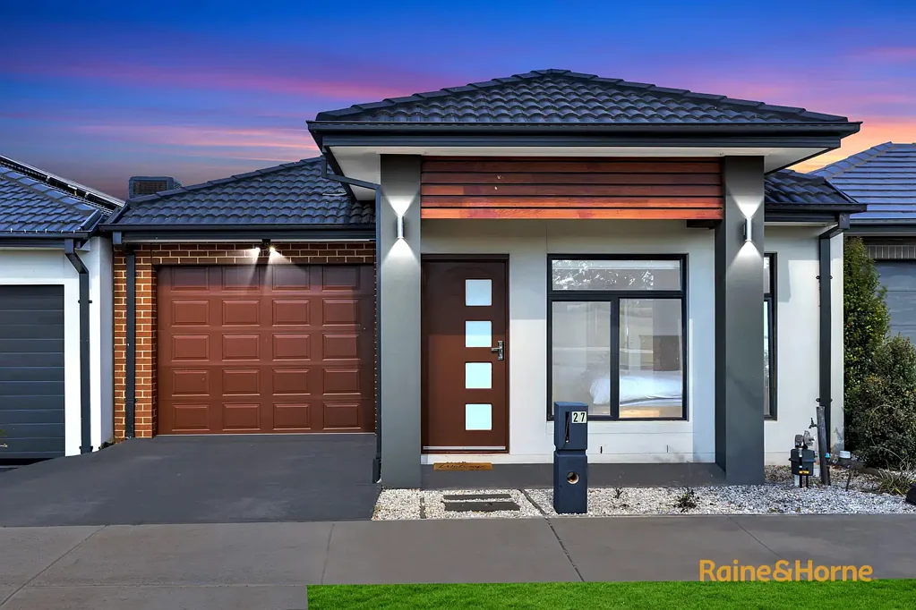 Bonnie Brook 4Habitaciones Stylish & Spacious 4-Bedroom Home in Prime Parkfront Location