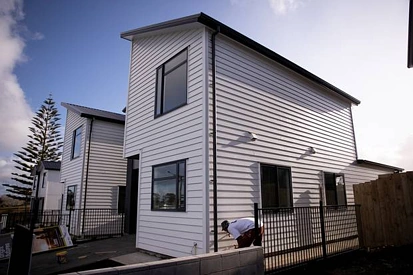 大逆袭！从住公屋到买下首套房，这个奥克兰家庭如何做到？