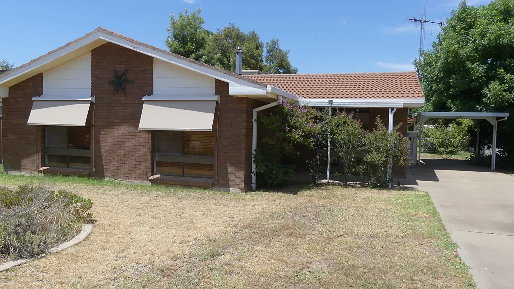 37 Garden Ave, Warren, NSW 2824