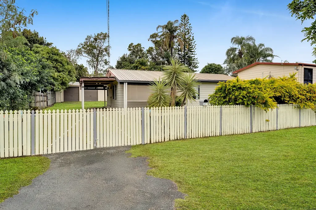 27 Bushlark Street, Crestmead, QLD 4132