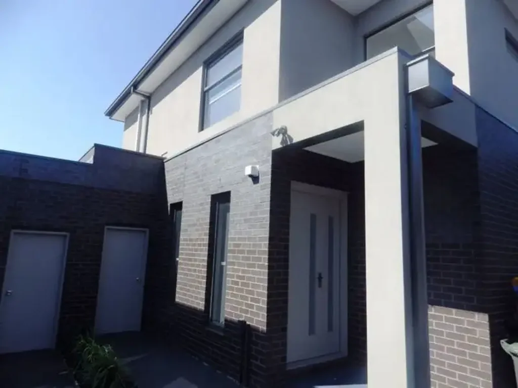 CLOSE TO THE ALL AMENITIES