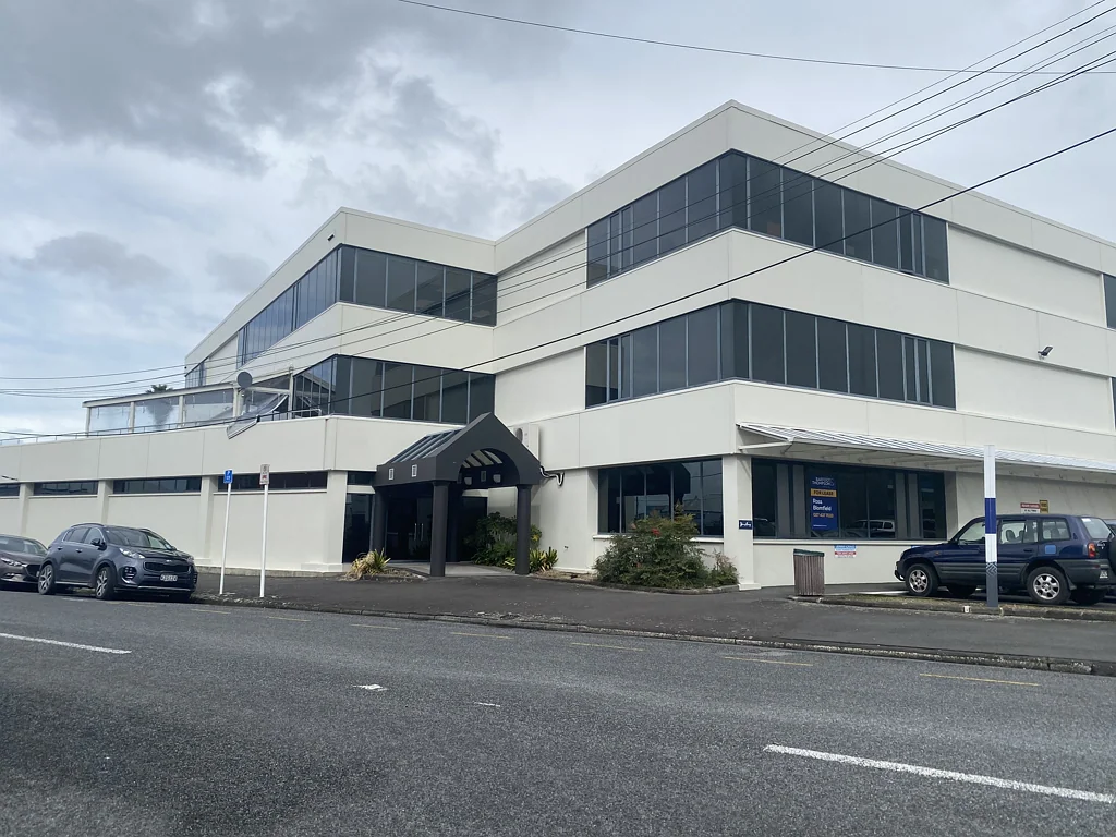 Whangarei Central CBD 138sqm Office with parking