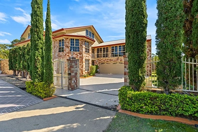 ਹੋਰ - 4 Casey Close, Ormiston, QLD 4160