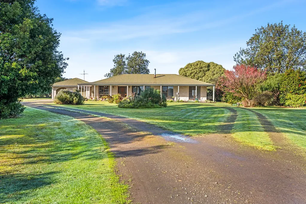 1620 Williams Road, Simpson, VIC 3266
