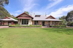 92-100 Bowen Street, Camperdown