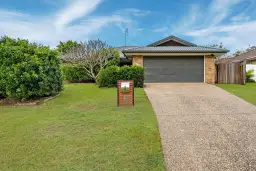 8 Firecrest Close, Upper Coomera