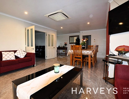 2 Apsley Rise, Henderson, Waitakere City, 4房, 2浴, 整租独立别墅
