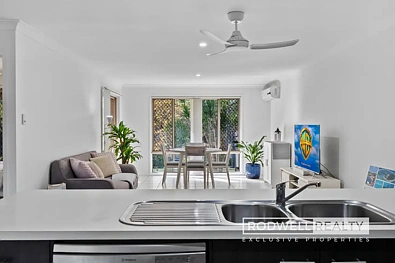 18A Hillside Crescent, Beaudesert, QLD 4285, 3房, 2浴, 公寓
