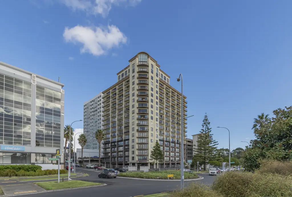 Manukau 1房  Vendor says SELL!! 1 Bedroom on Level 6 with City Views!
