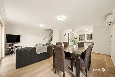 लिविंग रूम - 4/22 Middle Street, Highgate Hill, QLD 4101