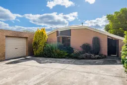 2/228 Albert Street, Sebastopol