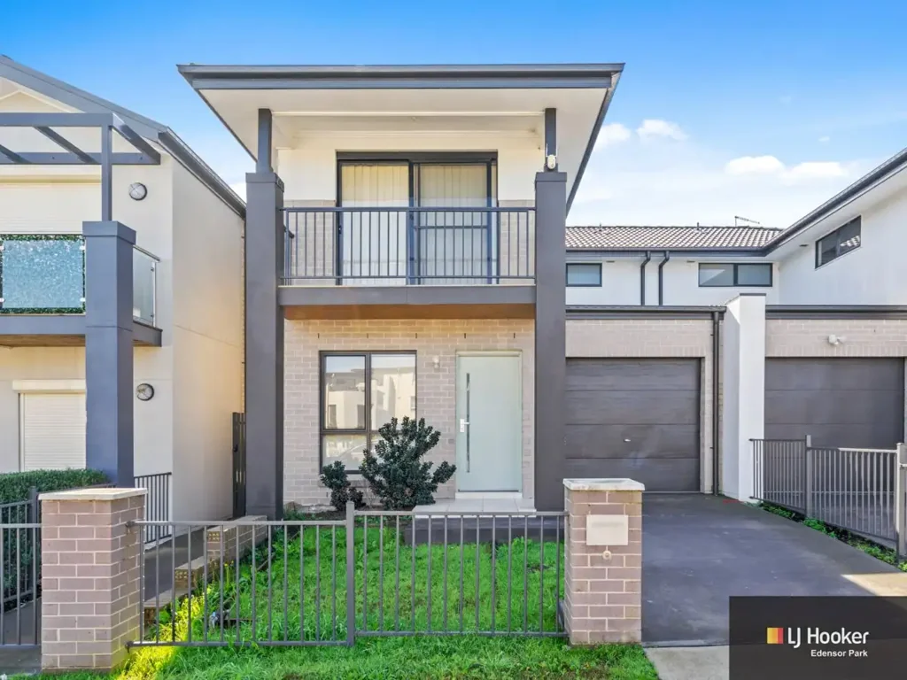 Bonnyrigg 3कमरा 3 BEDROOM DOUBLE STOREY HOME!