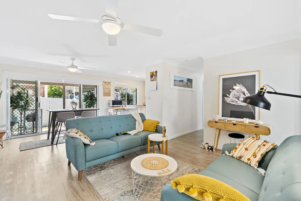 2/19 Victor Street, Birkdale, QLD 4159