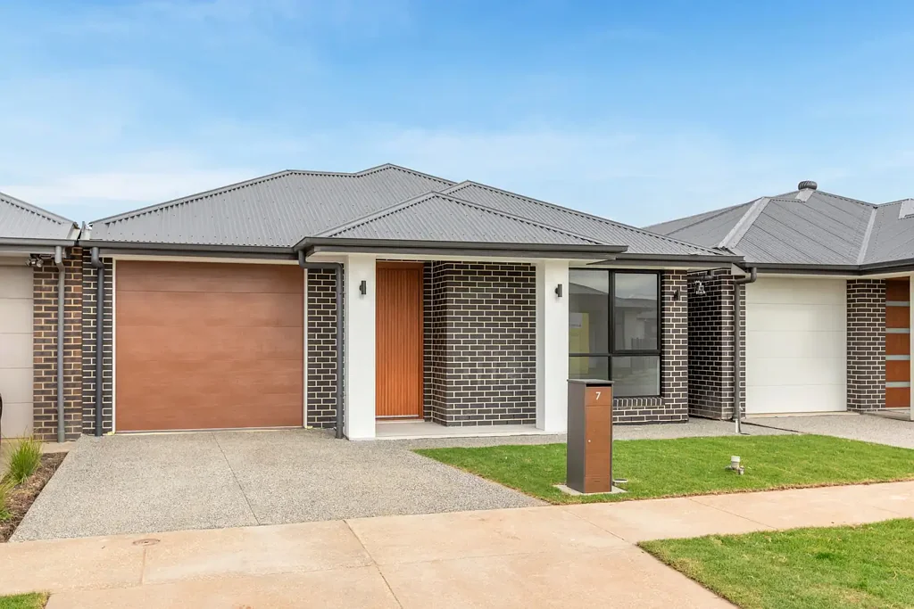 Andrews Farm 3房  ULTRA MODERN BRAND NEW MAY 2026 3 BEDROOM VILLA HOME