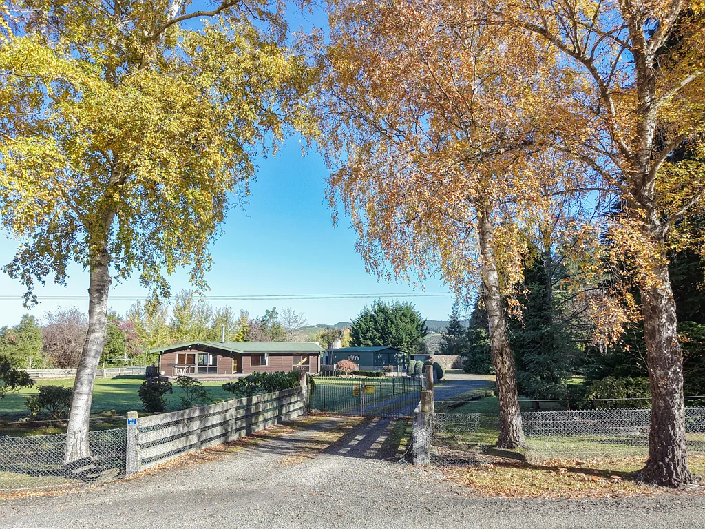 Herbert 3Moenga RIVERSIDE LIFESTYLE OPPORTUNITY