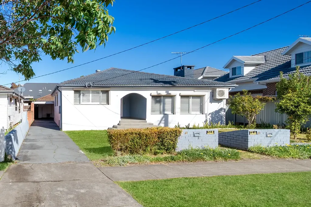 72A Canberra Street, Oxley Park, NSW 2760