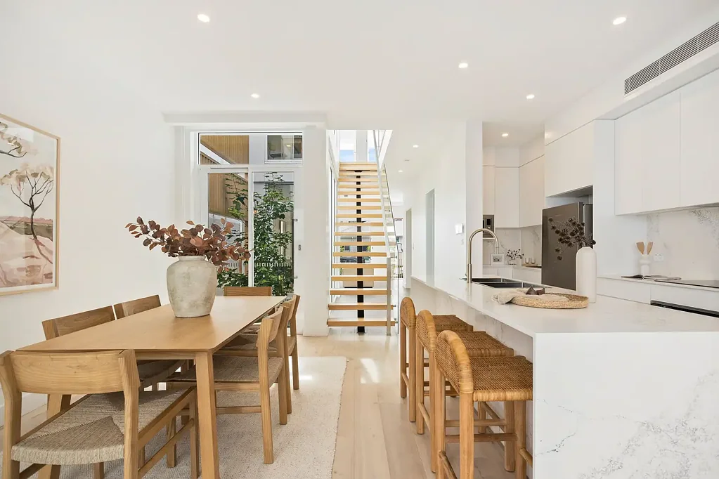 Wollongong 4कमरा Torrens Title Oasis