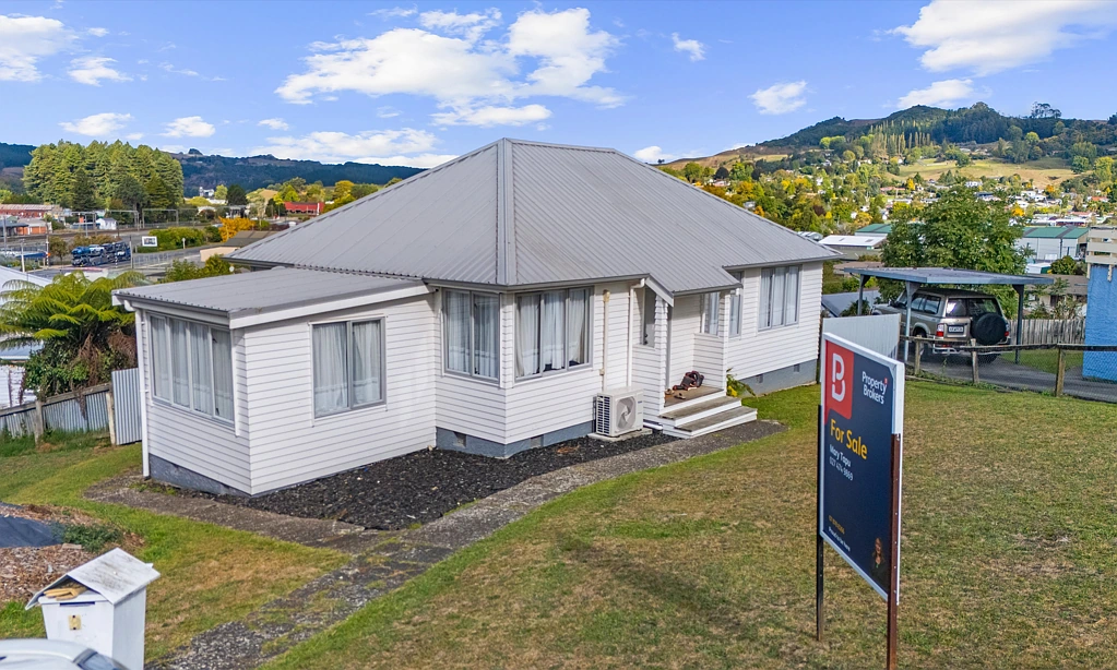 Te Kuiti 4ਬੈੱਡਰੂਮ Classic character on Craig
